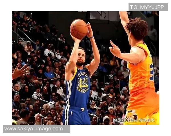 勇士队与黄蜂的激烈对决展现篮球魅力与团队精神的巅峰时刻